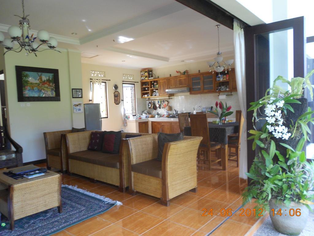 Villa Jasmine B&B Ubud Exteriör bild